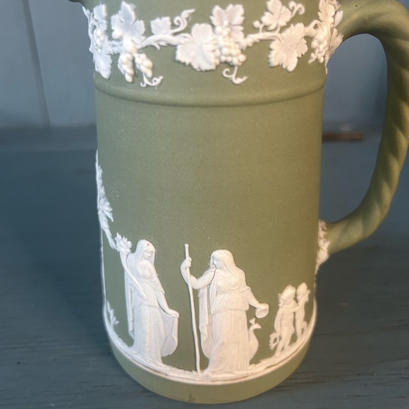 Vintage Wedgwood Green Jasper Mug/Pitcher | Cream Greek Figures - Picture 3 of 8